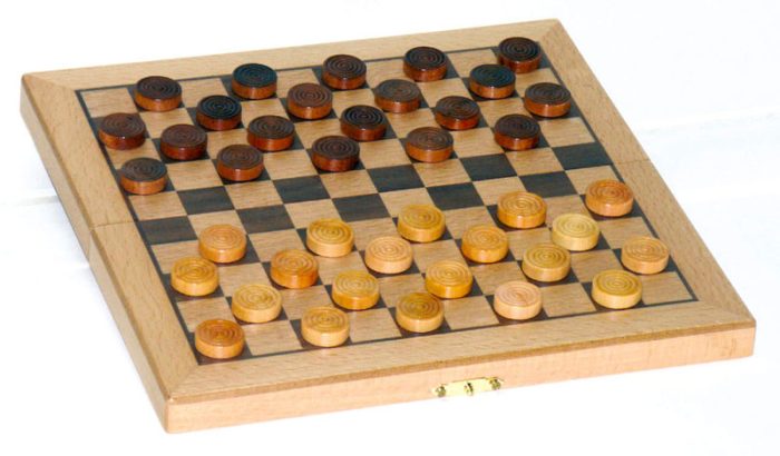 Coffret Dames 24cm en marquèterie de hêtre