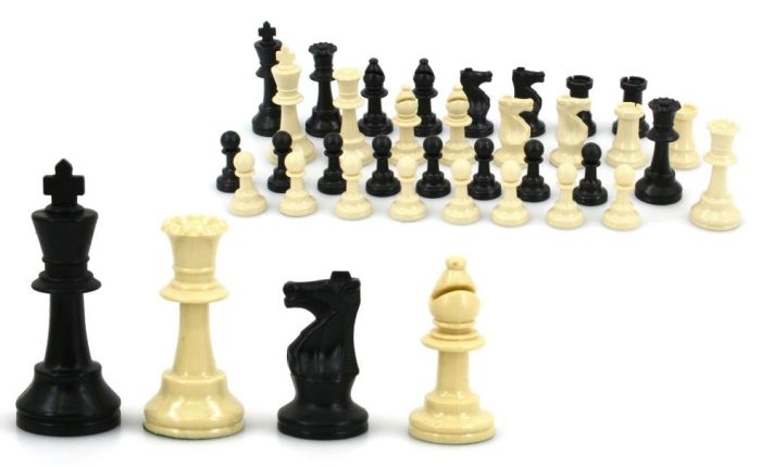 Pièces échecs lestées 93mm (taille 6) résine